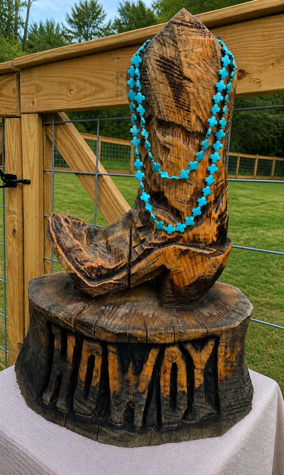 Cowgirl Crossroads Necklace
